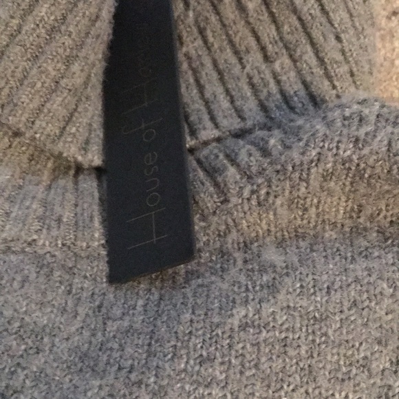 House of Harlow sweater NWT - Picture 3 of 8